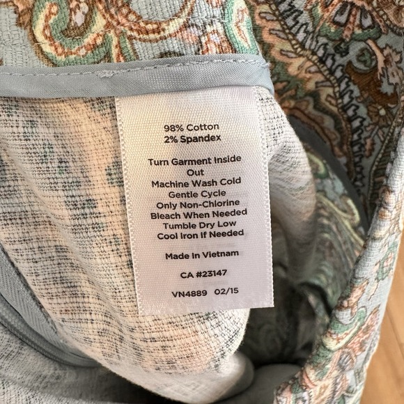 NWT Talbots Blue Paisley Cropped Pants Ankle Size 12 Boho Resort Office Coastal - Picture 7 of 8